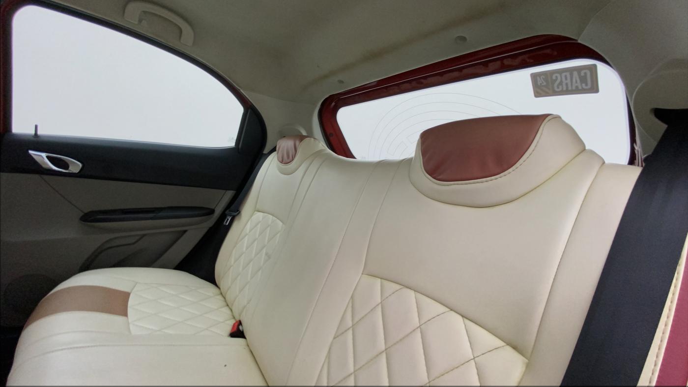 2018 Tata Tiago XZ PETROL, Petrol, Manual, 1,00,000 km, Right Side Rear Door Cabin