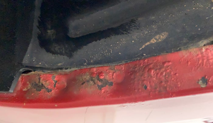 2018 Tata Tiago XZ PETROL, Petrol, Manual, 1,00,000 km, Right quarter panel - Slightly rusted