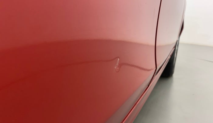 2018 Tata Tiago XZ PETROL, Petrol, Manual, 1,00,000 km, Right rear door - Slightly dented