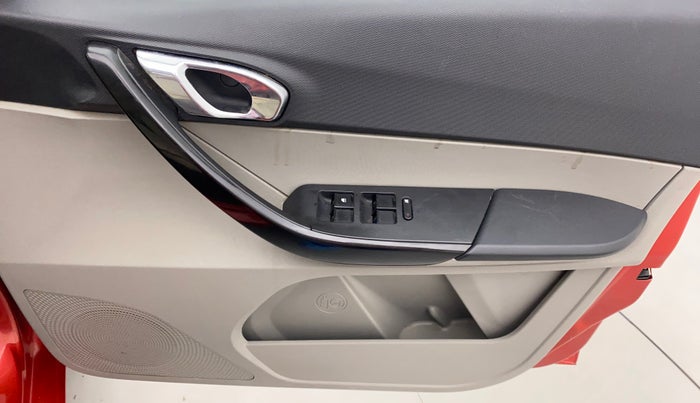 2018 Tata Tiago XZ PETROL, Petrol, Manual, 1,00,000 km, Driver Side Door Panels Control