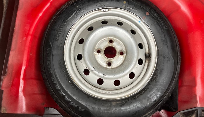 2018 Maruti Swift LXI, Petrol, Manual, 1,00,208 km, Spare Tyre