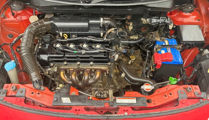 2018 Maruti Swift LXI, Petrol, Manual, 1,00,208 km, Engine View