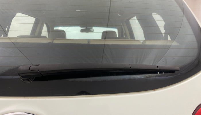 2013 Hyundai Santa Fe 4 WD AT, Diesel, Automatic, 1,22,204 km, Rear Wiper