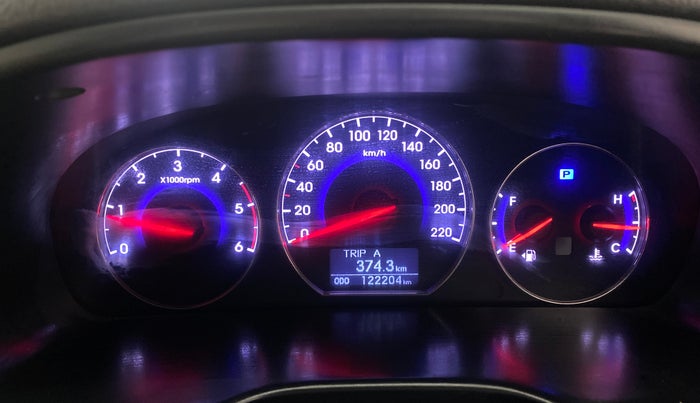 2013 Hyundai Santa Fe 4 WD AT, Diesel, Automatic, 1,22,204 km, Odometer Image