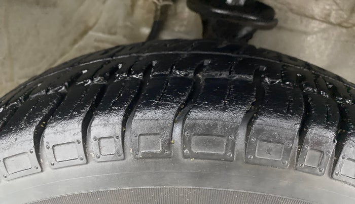 2018 Maruti Alto 800 LXI, Petrol, Manual, 22,527 km, Right Front Tyre Tread