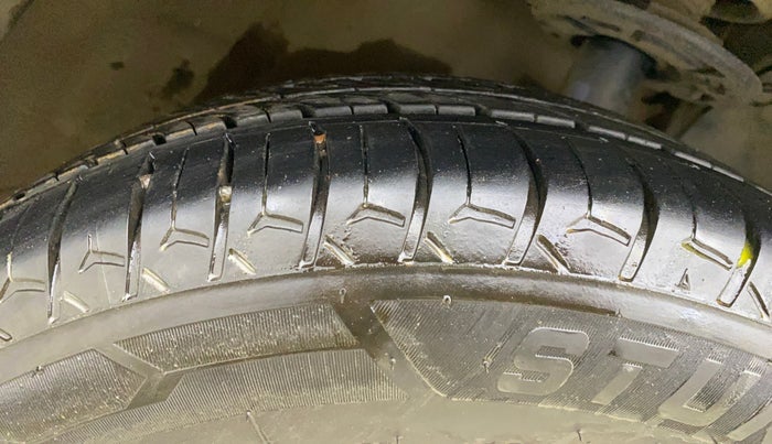 2019 Maruti Dzire ZXI, Petrol, Manual, 59,162 km, Right Front Tyre Tread