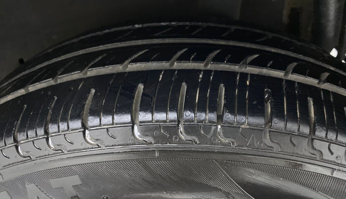 2018 Maruti Celerio ZXI D, Petrol, Manual, 71,200 km, Left Rear Tyre Tread