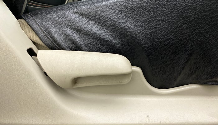 2018 Maruti Celerio ZXI D, Petrol, Manual, 71,200 km, Driver Side Adjustment Panel