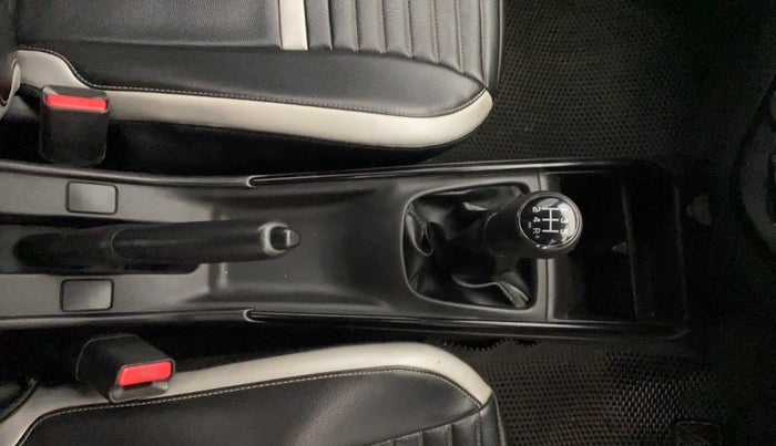 2020 Maruti Baleno SIGMA PETROL 1.2, Petrol, Manual, 1,10,260 km, Gear Lever