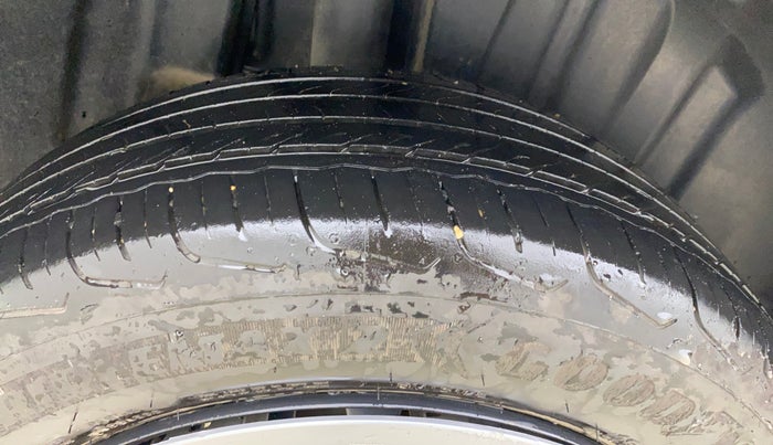 2025 Toyota Urban Cruiser Taisor E 1.2 Petrol MT, Petrol, Manual, 34,162 km, Right Rear Tyre Tread