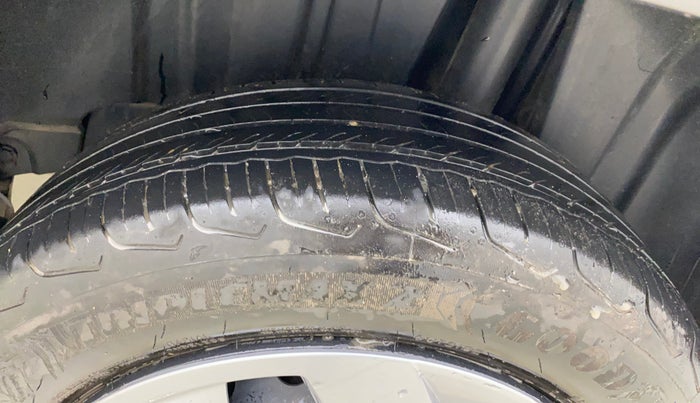 2025 Toyota Urban Cruiser Taisor E 1.2 Petrol MT, Petrol, Manual, 34,162 km, Left Rear Tyre Tread