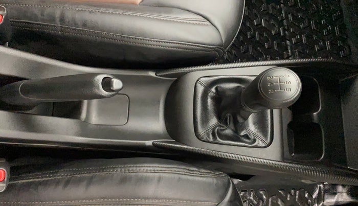 2025 Toyota Urban Cruiser Taisor E 1.2 Petrol MT, Petrol, Manual, 34,162 km, Gear Lever