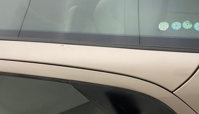 2012 Hyundai i20 MAGNA (O) 1.2, Petrol, Manual, 32,905 km, Right A pillar - Paint is slightly faded