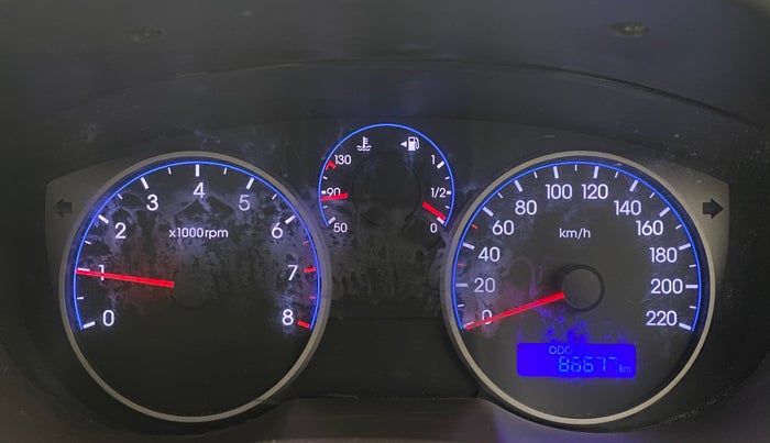 2010 Hyundai i20 ASTA 1.2, Petrol, Manual, 88,677 km, Odometer Image