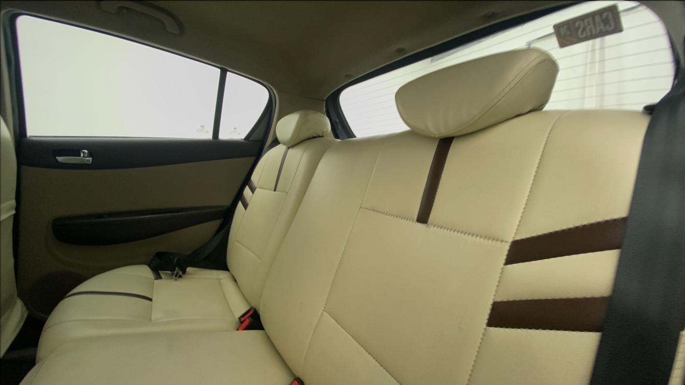 2010 Hyundai i20 ASTA 1.2, Petrol, Manual, 88,677 km, Right Side Rear Door Cabin