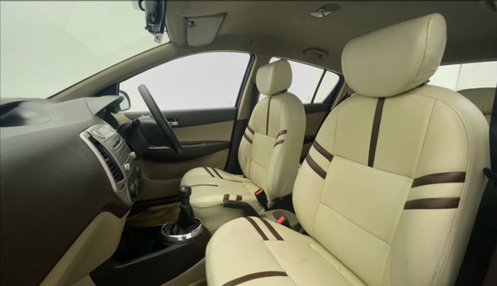 2010 Hyundai i20 ASTA 1.2, Petrol, Manual, 88,677 km, Right Side Front Door Cabin