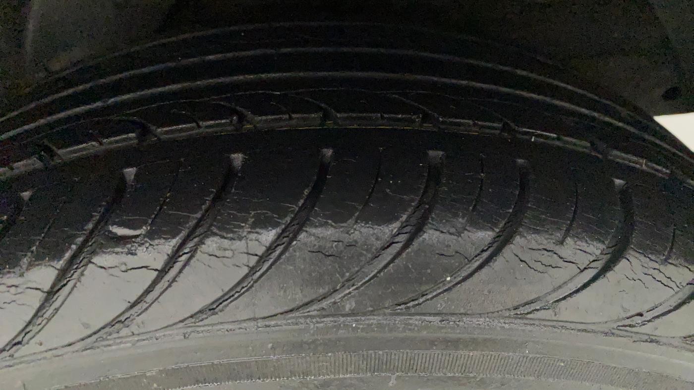 2010 Hyundai i20 ASTA 1.2, Petrol, Manual, 88,677 km, Left Rear Tyre Tread