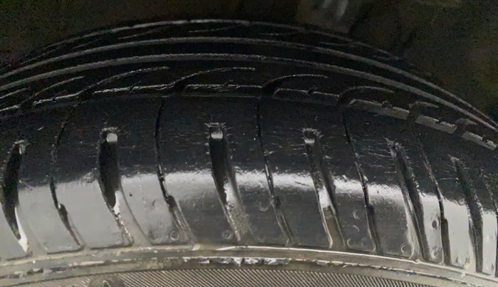 2010 Hyundai i20 ASTA 1.2, Petrol, Manual, 88,677 km, Right Rear Tyre Tread