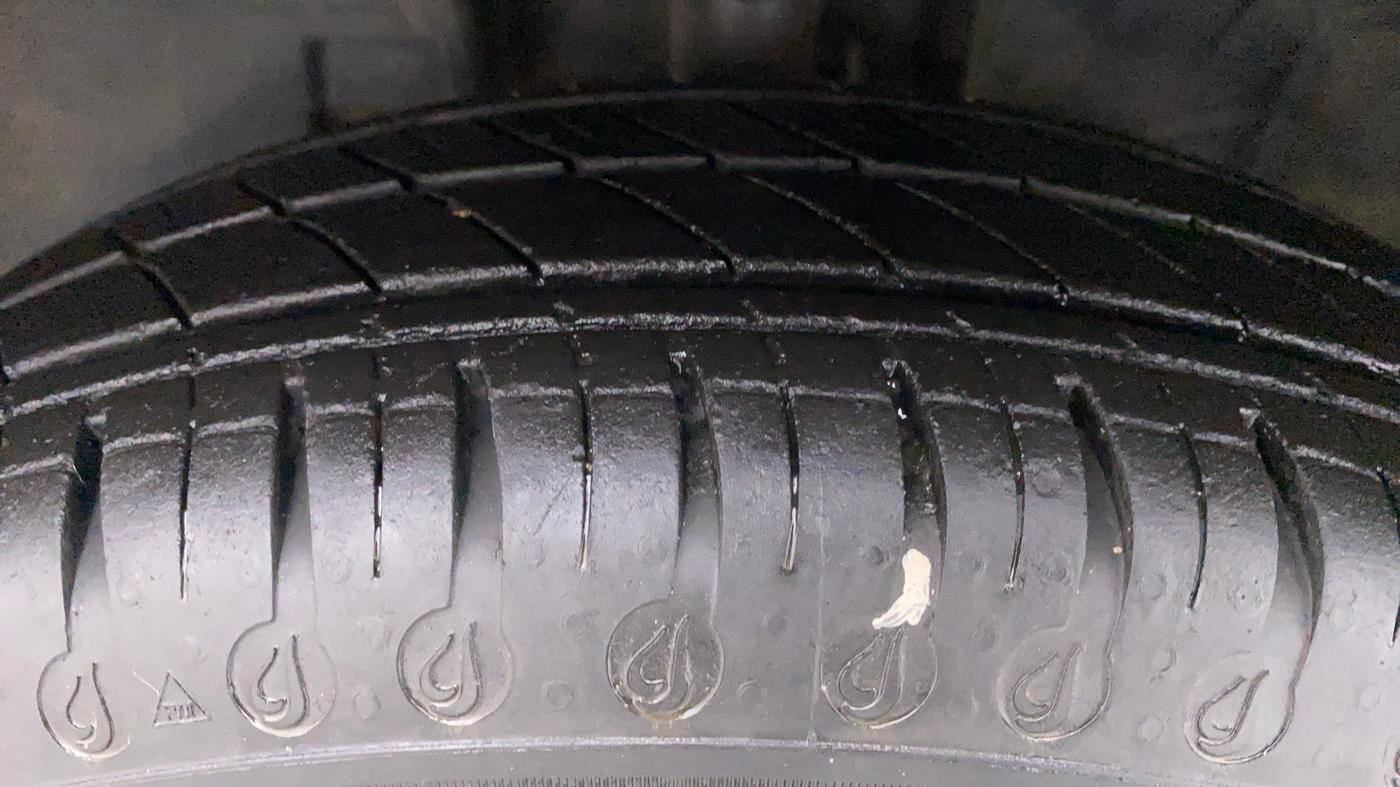 2020 Datsun Redi Go T (O), Petrol, Manual, 29,164 km, Left Front Tyre Tread
