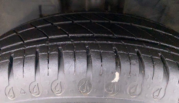 2020 Datsun Redi Go T (O), Petrol, Manual, 29,164 km, Left Front Tyre Tread