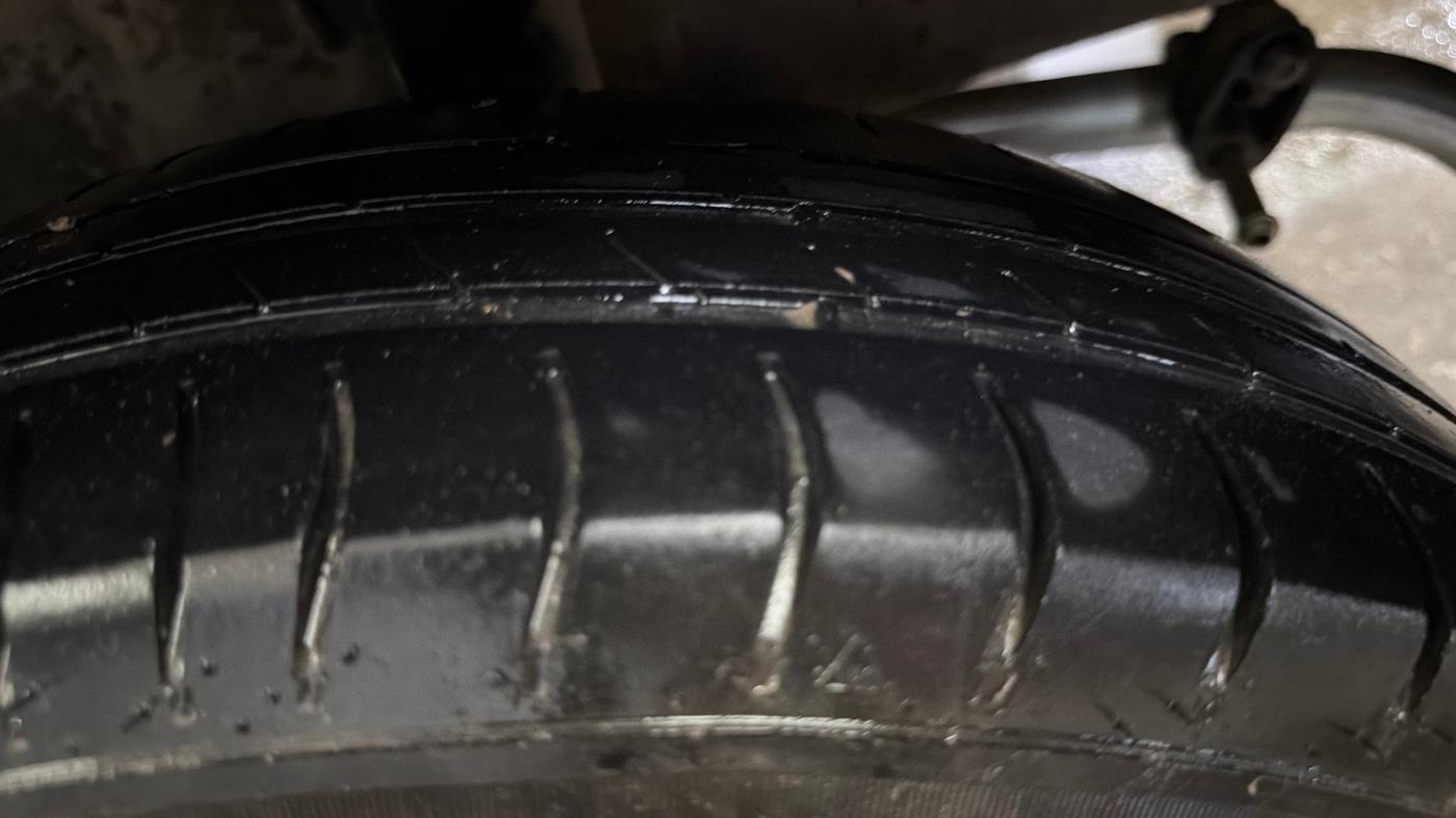 2017 Renault Kwid RXT 1.0, Petrol, Manual, 62,728 km, Left Rear Tyre Tread