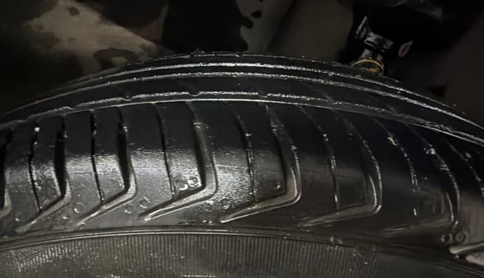 2017 Renault Kwid RXT 1.0, Petrol, Manual, 62,699 km, Right Front Tyre Tread