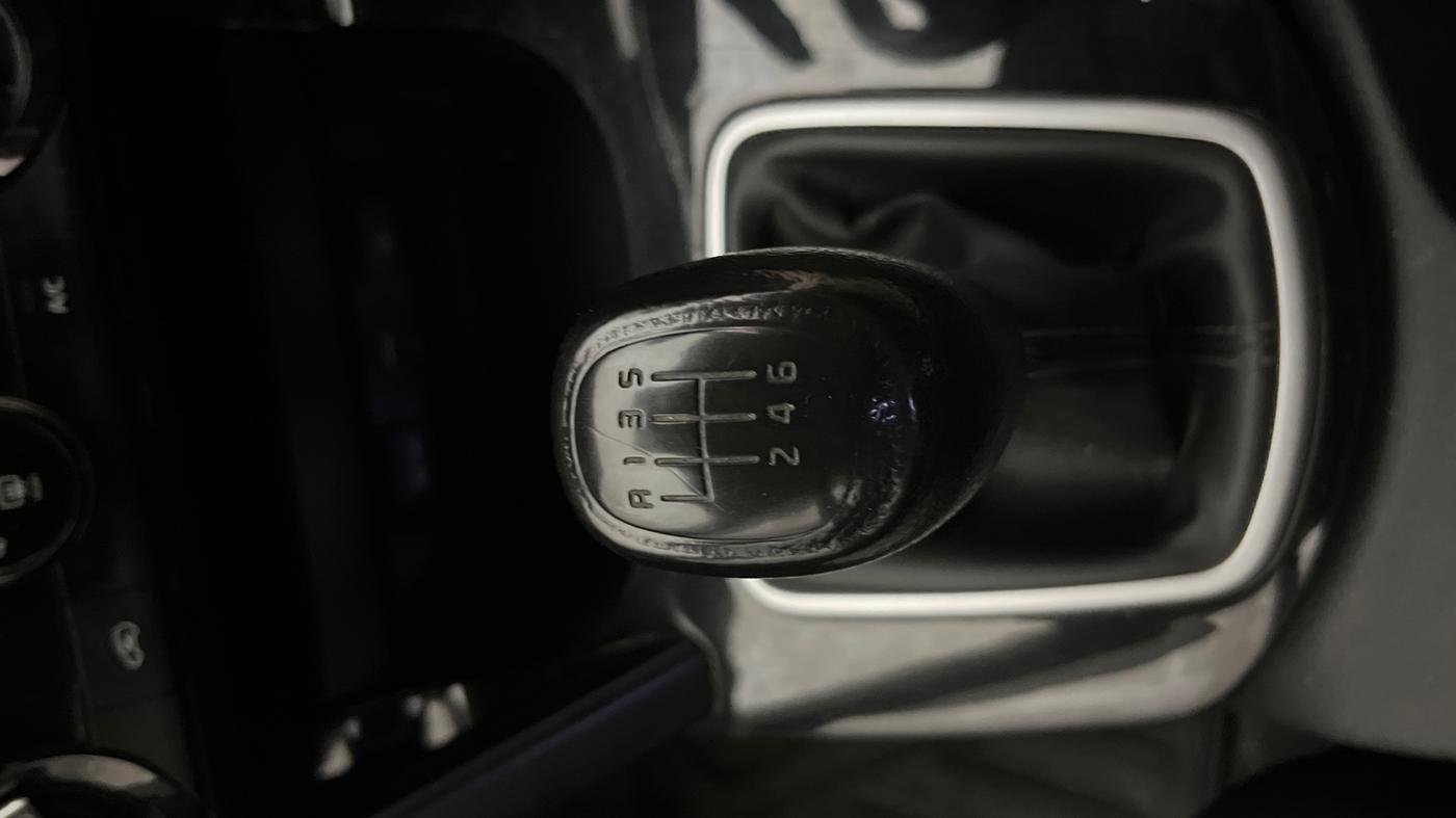 2020 KIA SELTOS HTK PLUS 1.5, Petrol, Manual, 71,096 km, Gear Lever