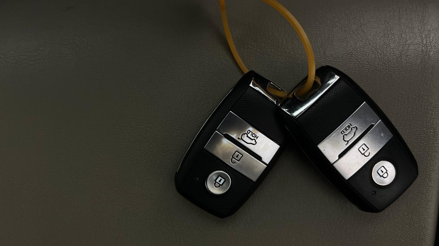 2020 KIA SELTOS HTK PLUS 1.5, Petrol, Manual, 71,096 km, Key Close Up