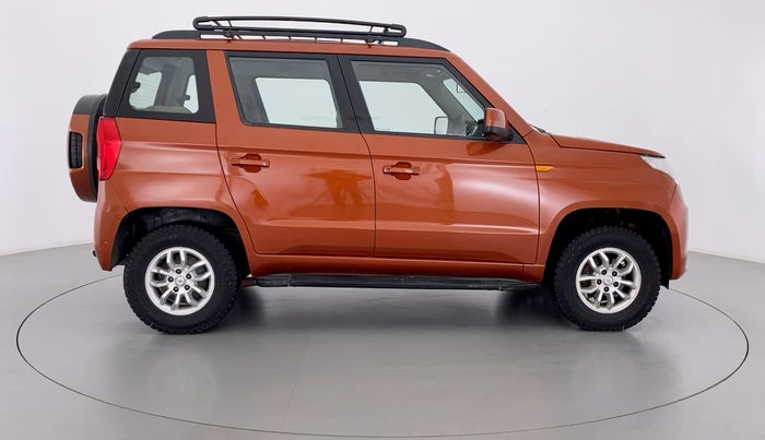 2016 Mahindra TUV300 T8, Diesel, Manual, 1,09,251 km, Right Side View