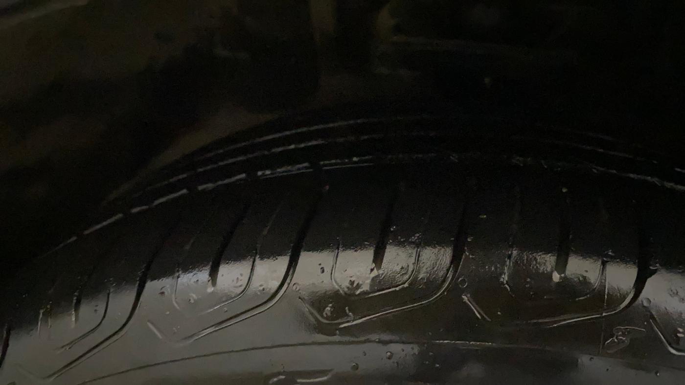 2022 MG ASTOR SUPER 1.5 MT, Petrol, Manual, 39,517 km, Left Front Tyre Tread