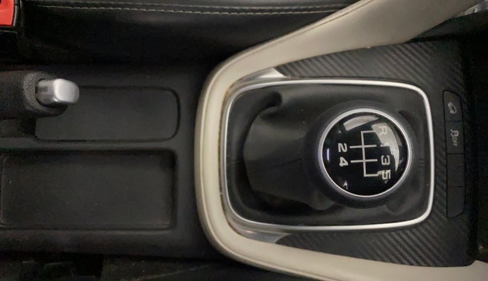 2022 MG ASTOR SUPER 1.5 MT, Petrol, Manual, 39,486 km, Gear Lever