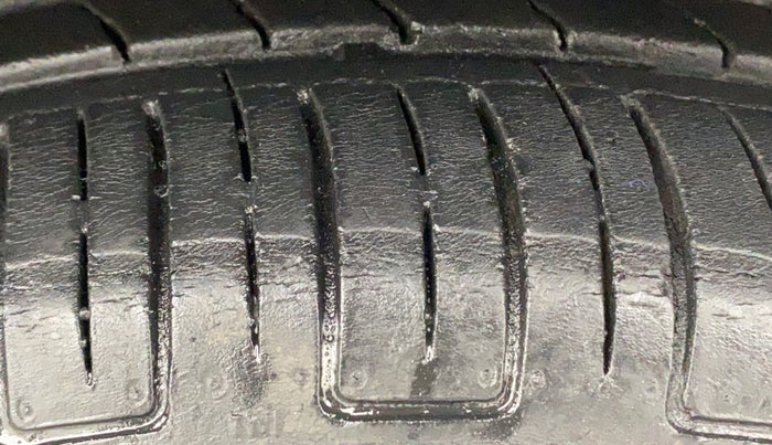 2022 Tata TIGOR XZ PLUS CNG, CNG, Manual, 1,28,878 km, Left Rear Tyre Tread