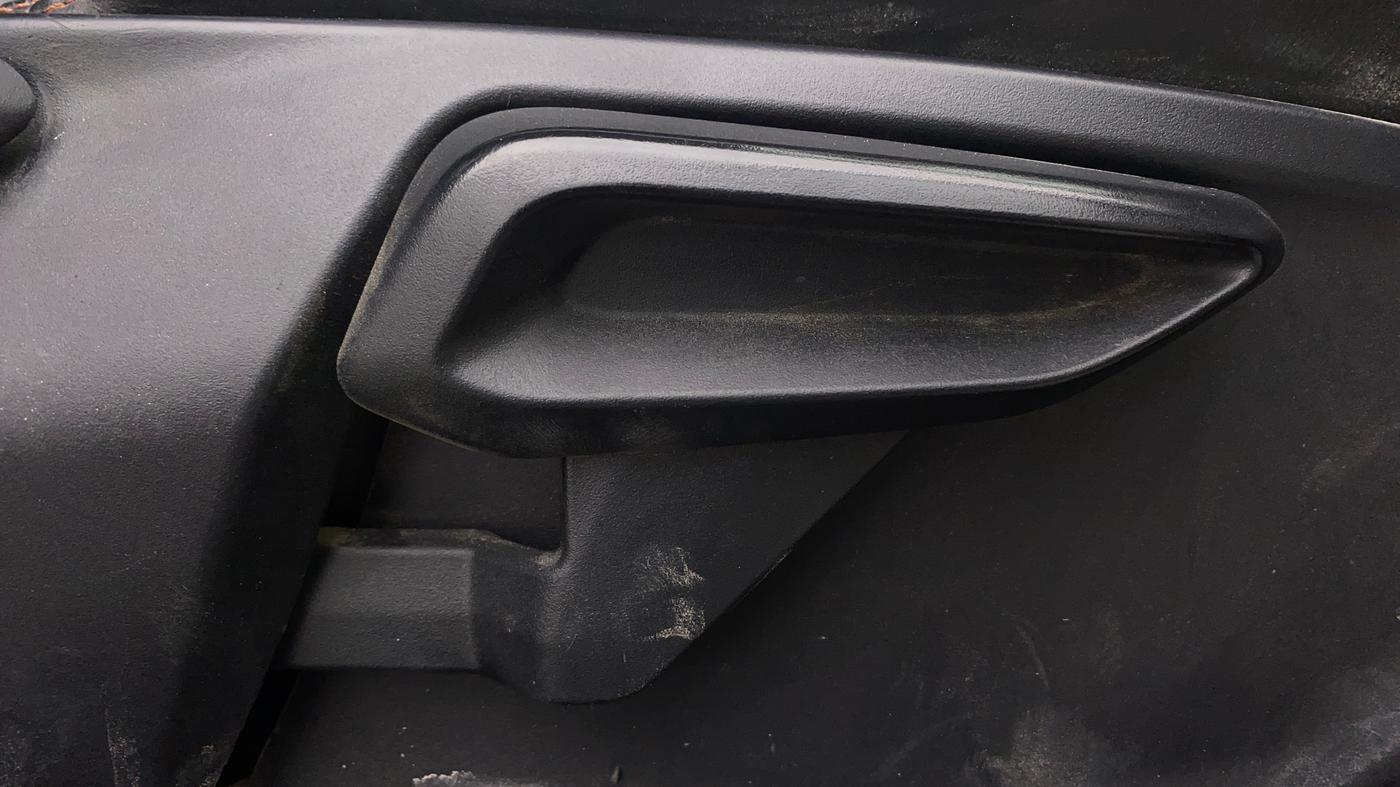 2022 Tata TIGOR XZ PLUS CNG, CNG, Manual, 1,28,878 km, Driver Side Adjustment Panel
