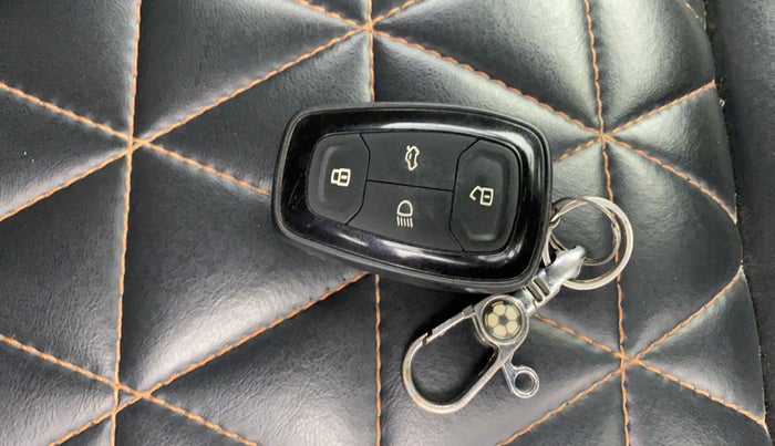 2022 Tata TIGOR XZ PLUS CNG, CNG, Manual, 1,28,878 km, Key Close Up