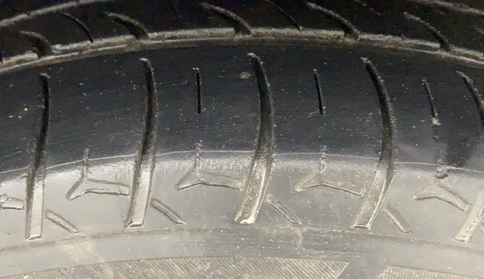 2022 Tata TIGOR XZ PLUS CNG, CNG, Manual, 1,28,878 km, Right Front Tyre Tread