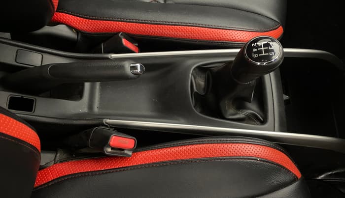 2018 Maruti Baleno DELTA PETROL 1.2, Petrol, Manual, 53,301 km, Gear Lever