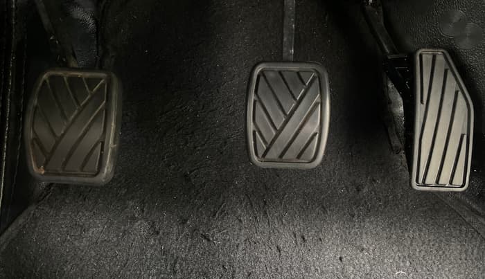 2018 Maruti Baleno DELTA PETROL 1.2, Petrol, Manual, 53,301 km, Pedals