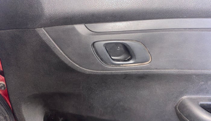 2019 Renault Kwid RXL, Petrol, Manual, 22,100 km, Driver Side Door Panels Control