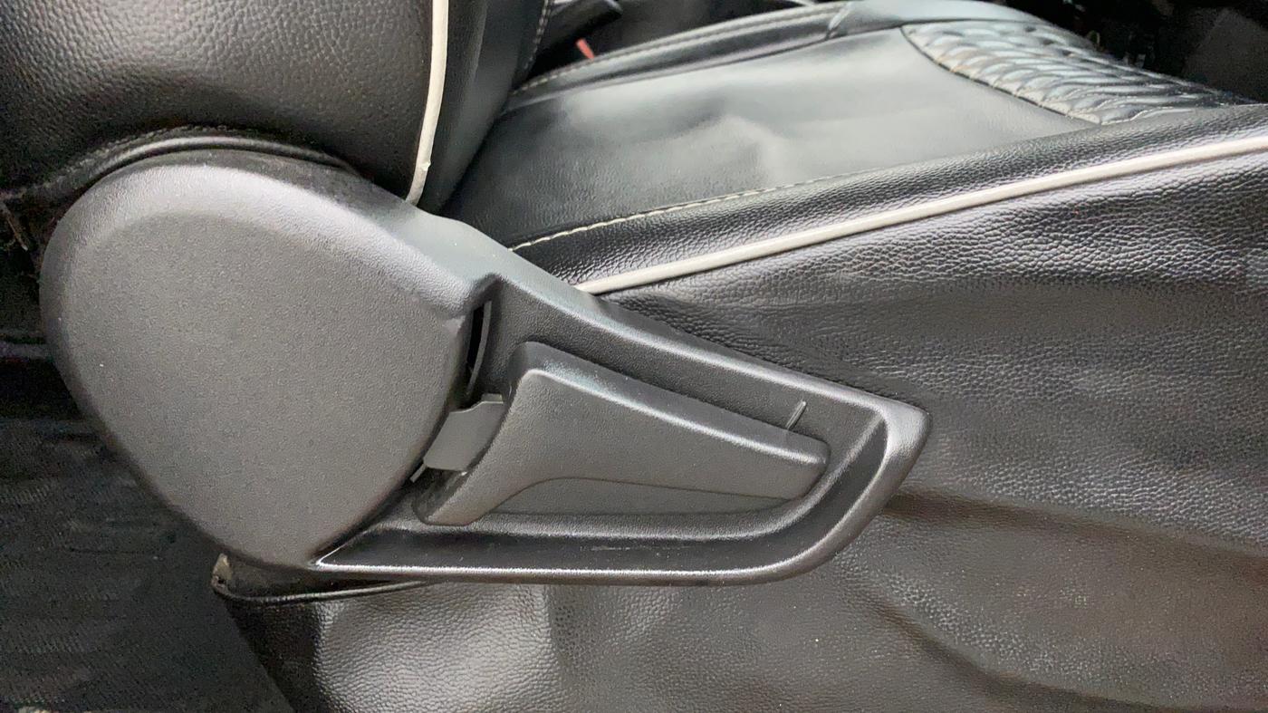 2019 Maruti S PRESSO VXI PLUS, Petrol, Manual, 35,467 km, Driver Side Adjustment Panel