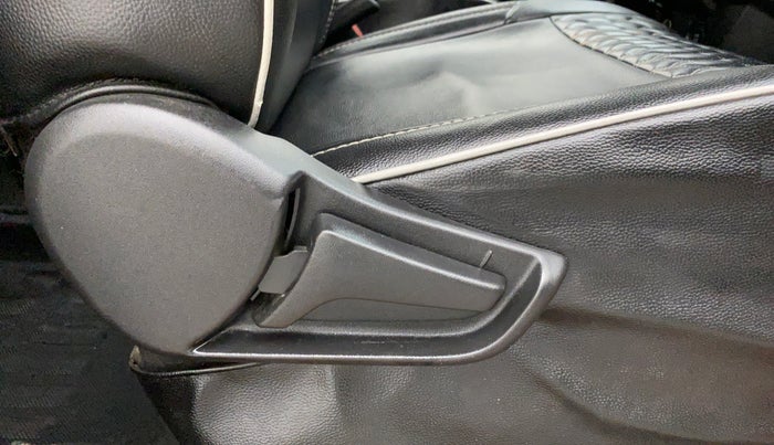 2019 Maruti S PRESSO VXI PLUS, Petrol, Manual, 35,467 km, Driver Side Adjustment Panel