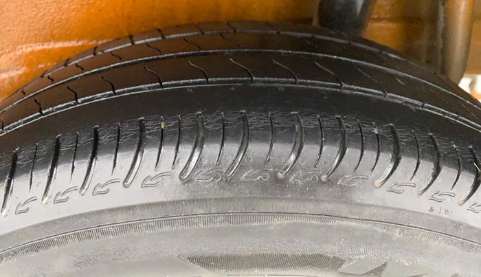 2019 Maruti S PRESSO VXI PLUS, Petrol, Manual, 35,467 km, Left Rear Tyre Tread
