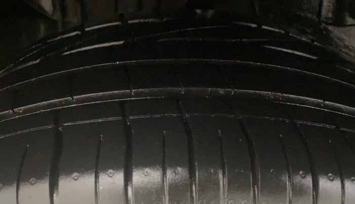 2020 Tata NEXON XZA PLUS PETROL, Petrol, Automatic, 49,852 km, Right Rear Tyre Tread