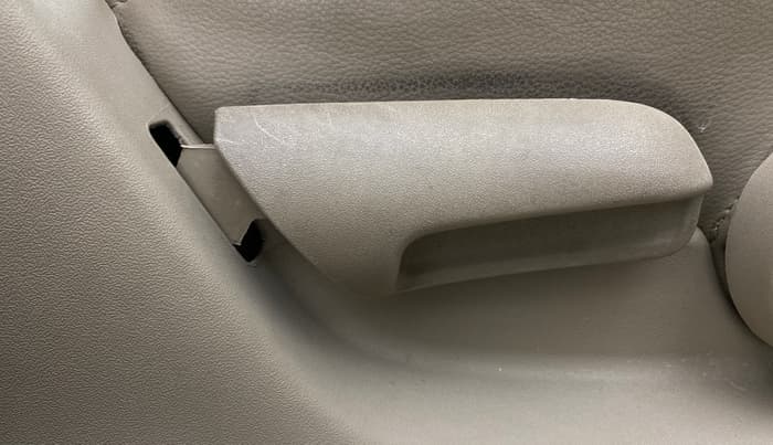 2018 Maruti Ciaz ALPHA  AT 1.5 SHVS PETROL, Petrol, Automatic, 35,118 km, Driver Side Adjustment Panel