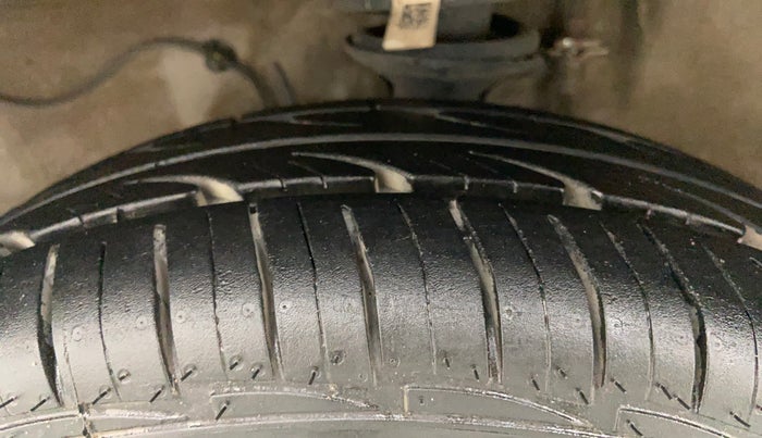 2021 Maruti Alto VXI PLUS, Petrol, Manual, 24,381 km, Left Front Tyre Tread