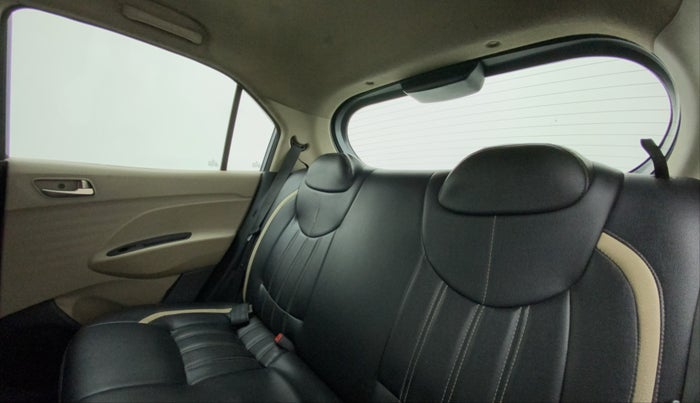 2019 Hyundai NEW SANTRO SPORTZ MT, Petrol, Manual, 64,350 km, Right Side Rear Door Cabin