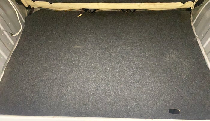 2018 Renault Kwid RXL, Petrol, Manual, 83,810 km, Boot Inside