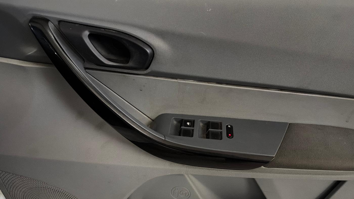 2022 Tata TIGOR XZ CNG, CNG, Manual, 82,228 km, Driver Side Door Panels Control