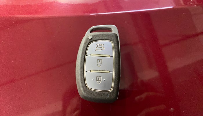 2016 Hyundai Grand i10 ASTA 1.2 KAPPA VTVT, Petrol, Manual, 55,107 km, Key Close Up