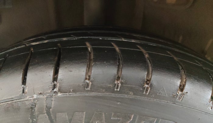 2018 Tata Tiago XT PETROL, Petrol, Manual, 54,381 km, Right Rear Tyre Tread
