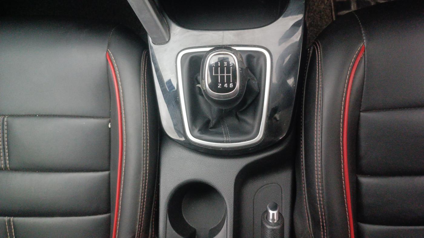 2022 KIA SELTOS HTK PLUS 1.5 IMT, Petrol, Manual, 74,054 km, Gear Lever